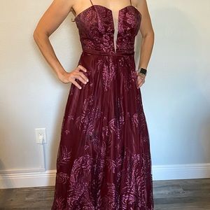 CACHET Sparkly Long Chic Formal Prom Dress 4